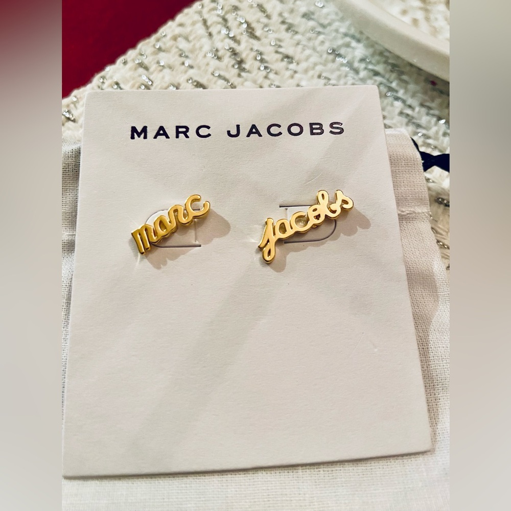 💛 NWT! Authentic Marc Jacobs earrings + dust bag